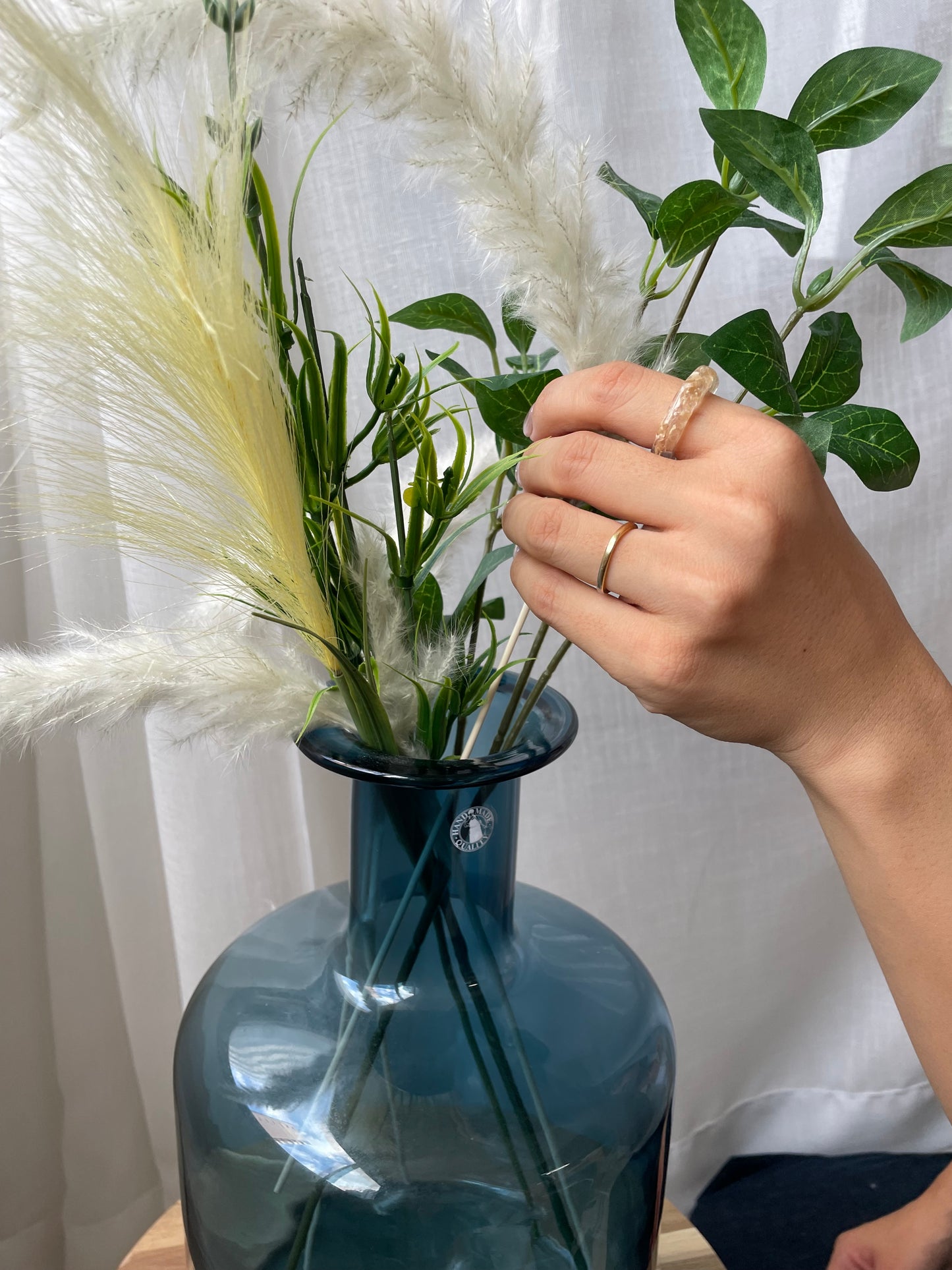 木屑イヤーカフ(カラー)