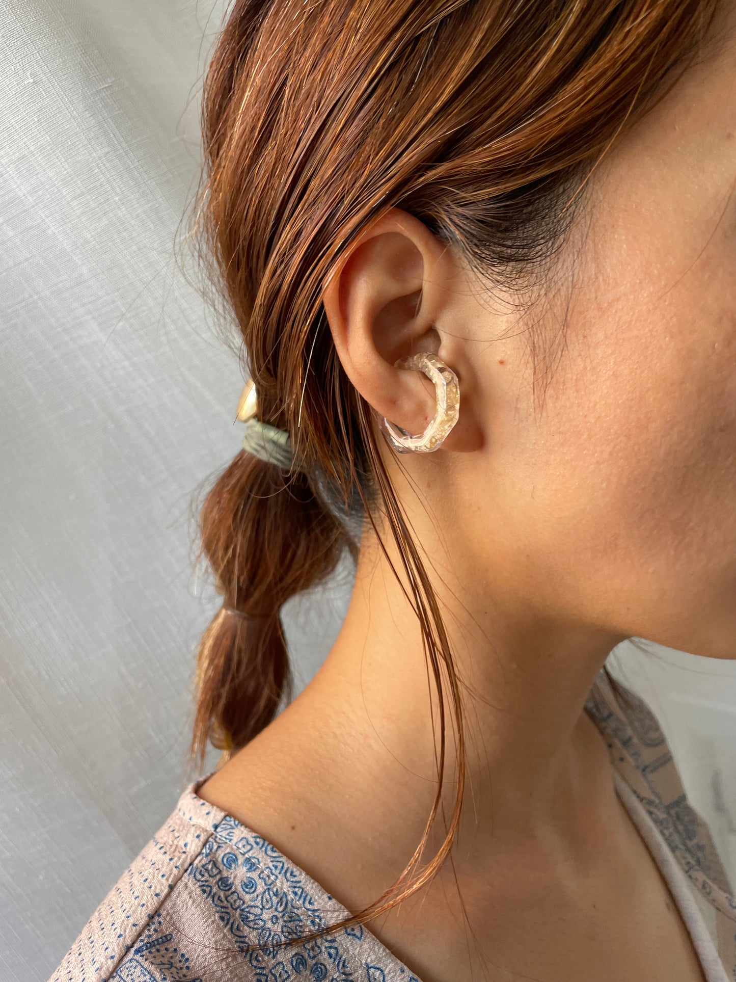 木屑イヤーカフ(木だけ)