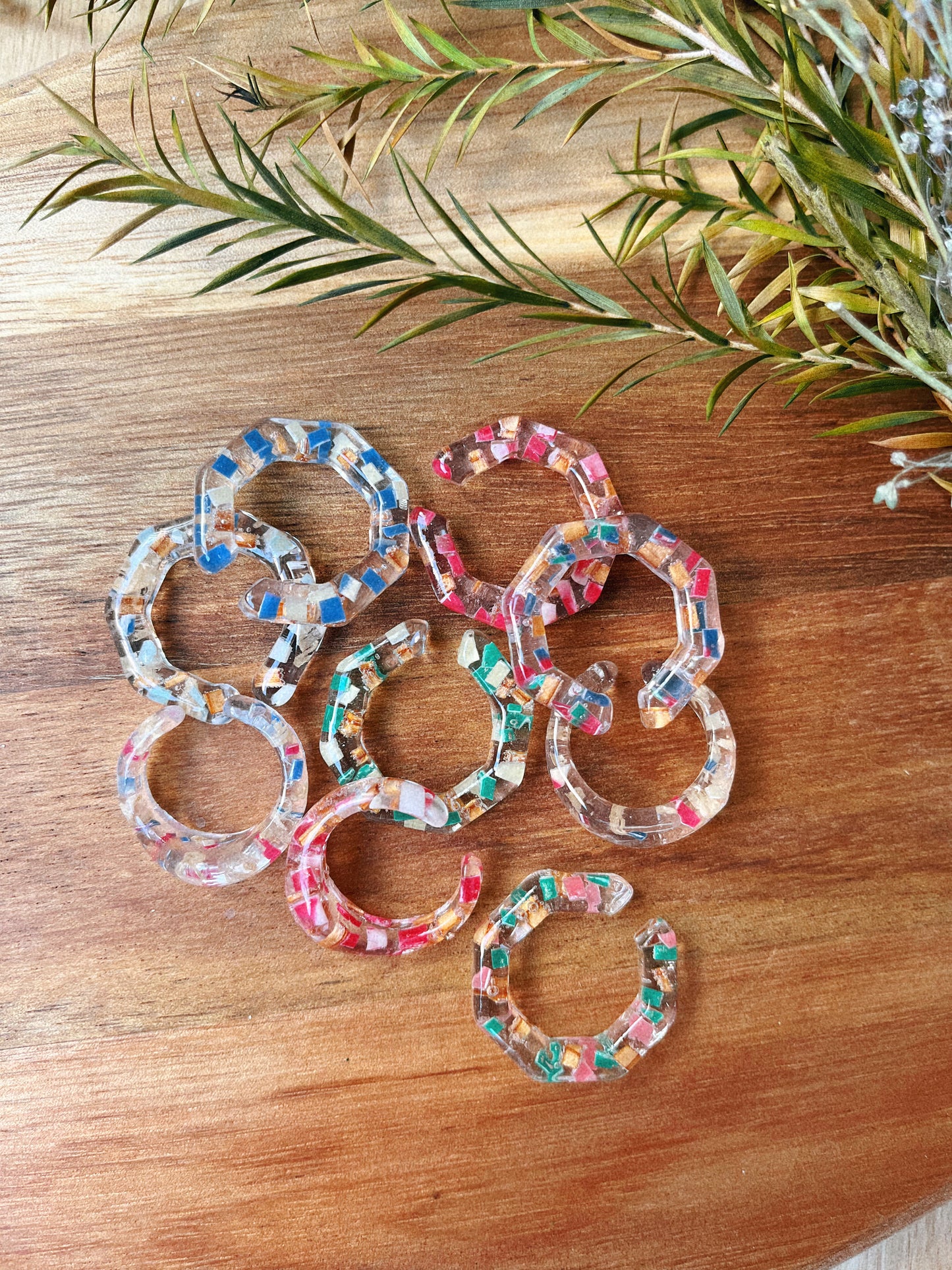 木屑イヤーカフ(カラー)