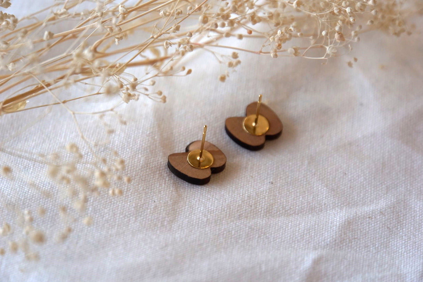 リボンのピアス・イヤリング