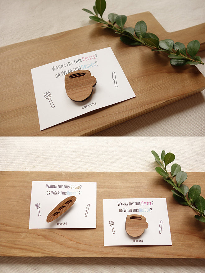 コーヒーカップのブローチ